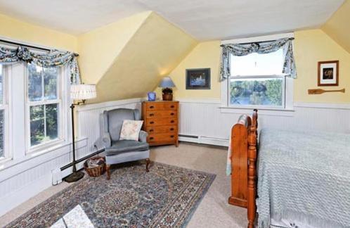 Black Lantern B&B Topsham Rom bilde
